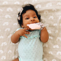 Itzy Mitt™ Silicone Teething Mitt - Baby Teether