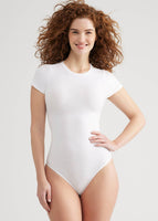 Short Sleeve Shaping Thong Bodysuit - Outlast® Seamless- Yummie