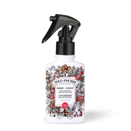 Sole-Pourri bottle with black spray nozzle on a white background